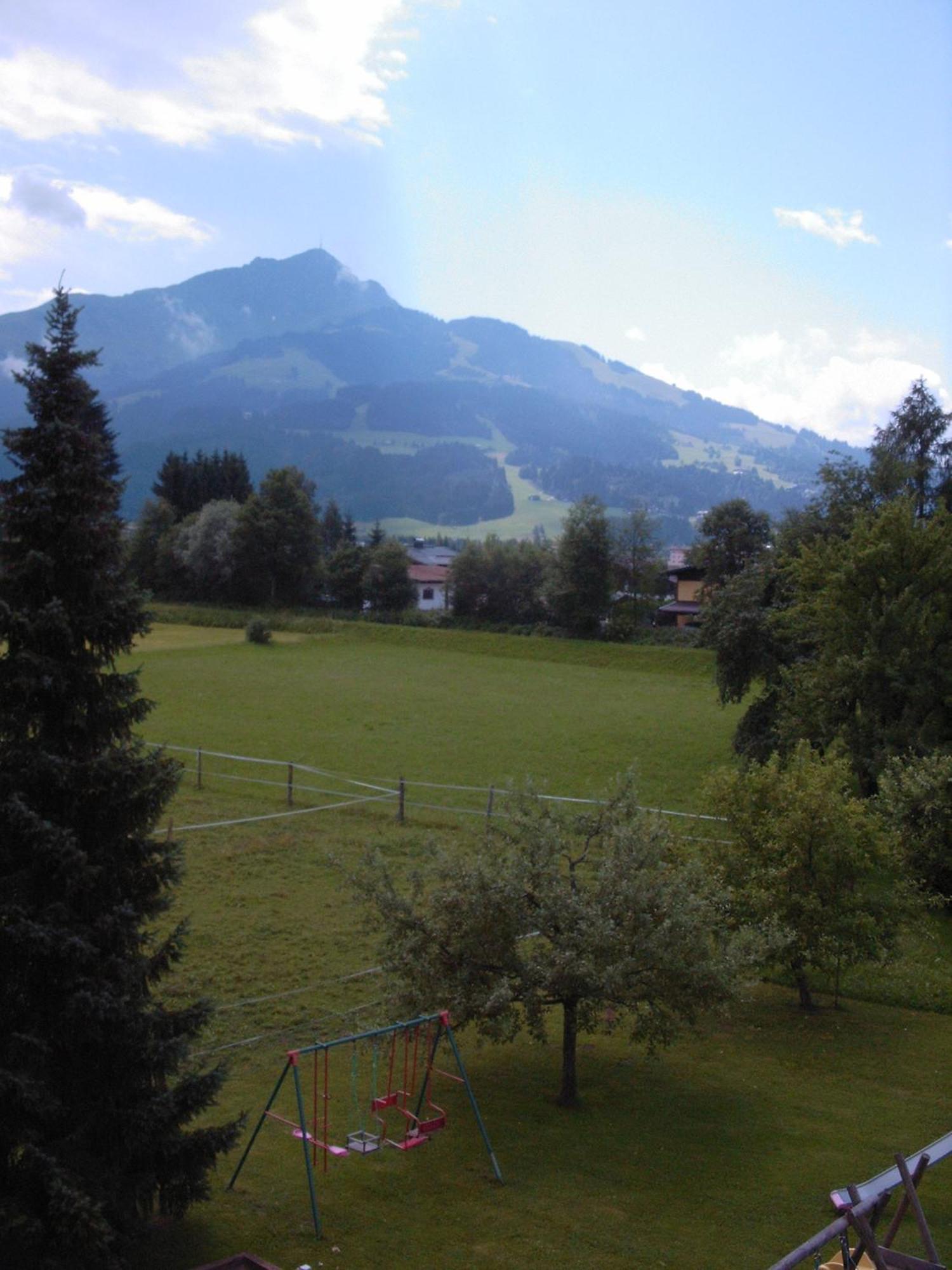 Apartment-Pension Schmiedererhof Sankt Johann in Tirol Exterior foto